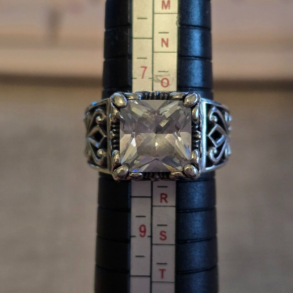 Silpada 925 Uptown CZ Sterling Silver Ring  Princess Cut Filigree Scroll  Size 8